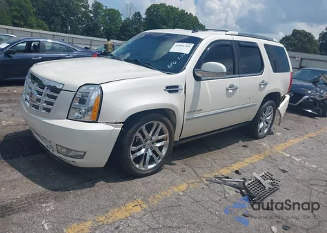 2011 Cadillac Escalade Premium z USA, uszkodzony, nr VIN 1GYS3CEF5BR309258